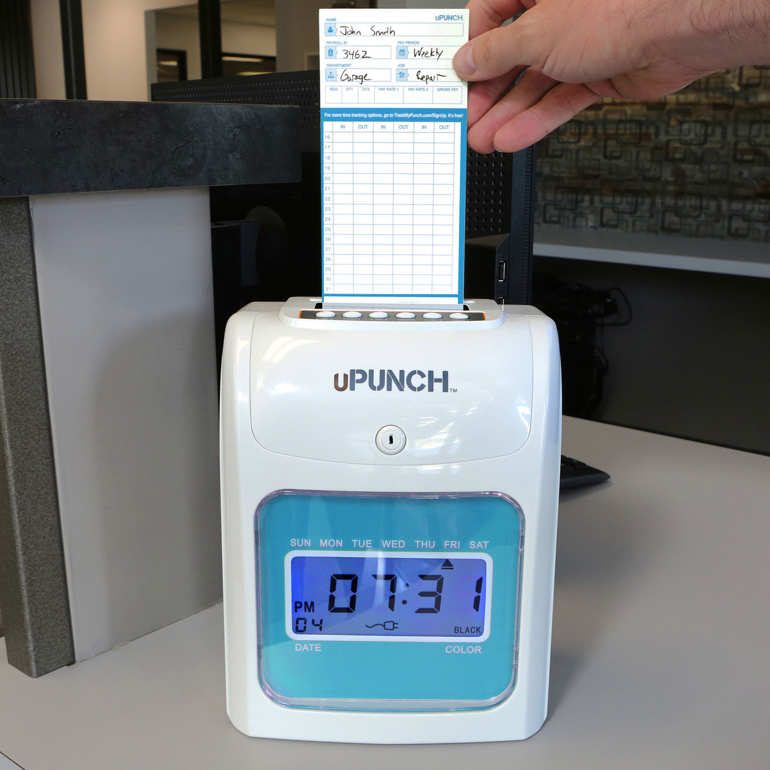 FN1000-Punching-With-Hand.jpg